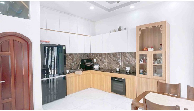 Bán nhà LÔ GÓC 2 mặt HẺM XE TẢI 50m2_5.3x10m Gần Vạn Phúc city Hiệp Bình Phước Thủ Đức Chỉ 6,25 tỷ.